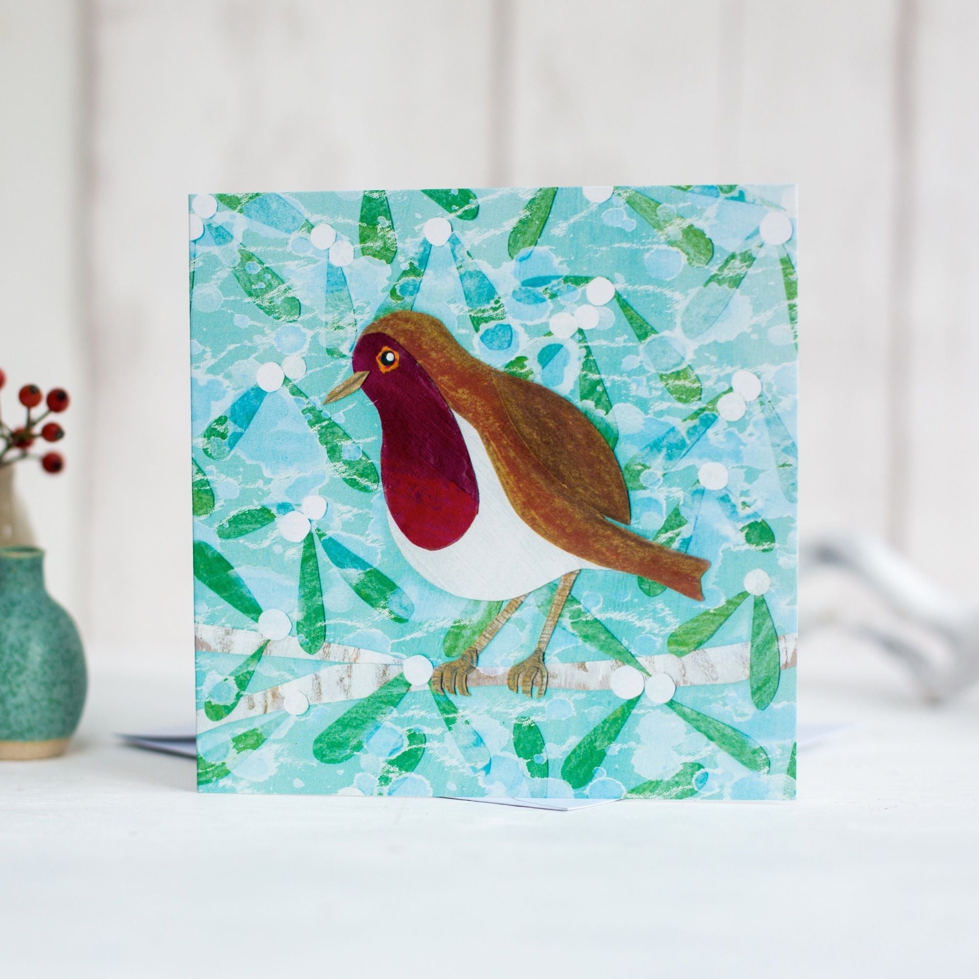 Robin &amp; Mistletoe Festive Greetings Card